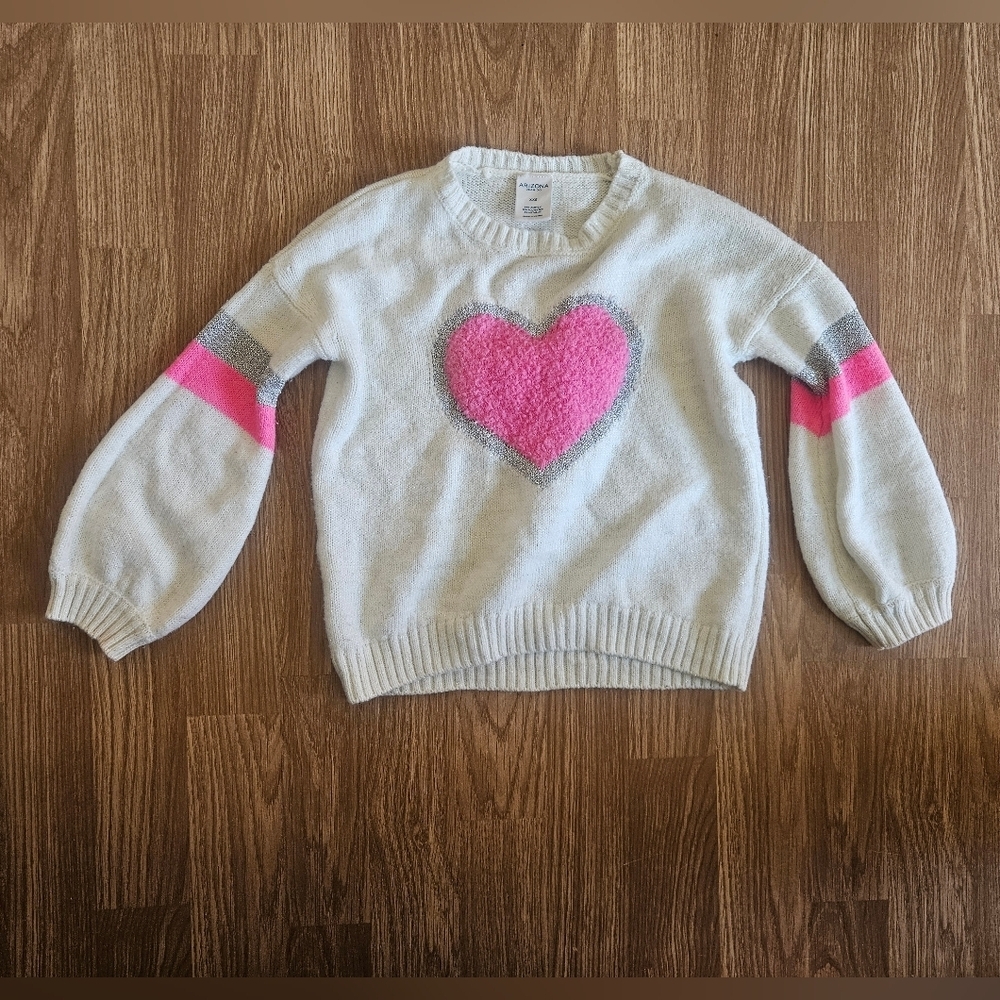 Arizona Jean Co. Heart Design White and Pink Sweater